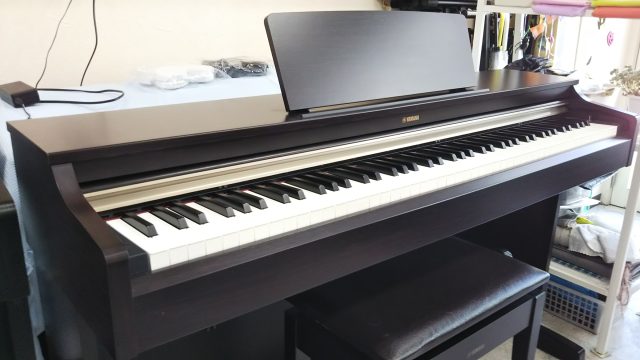 YAMAHA ARIUS YDP-162R 2014製